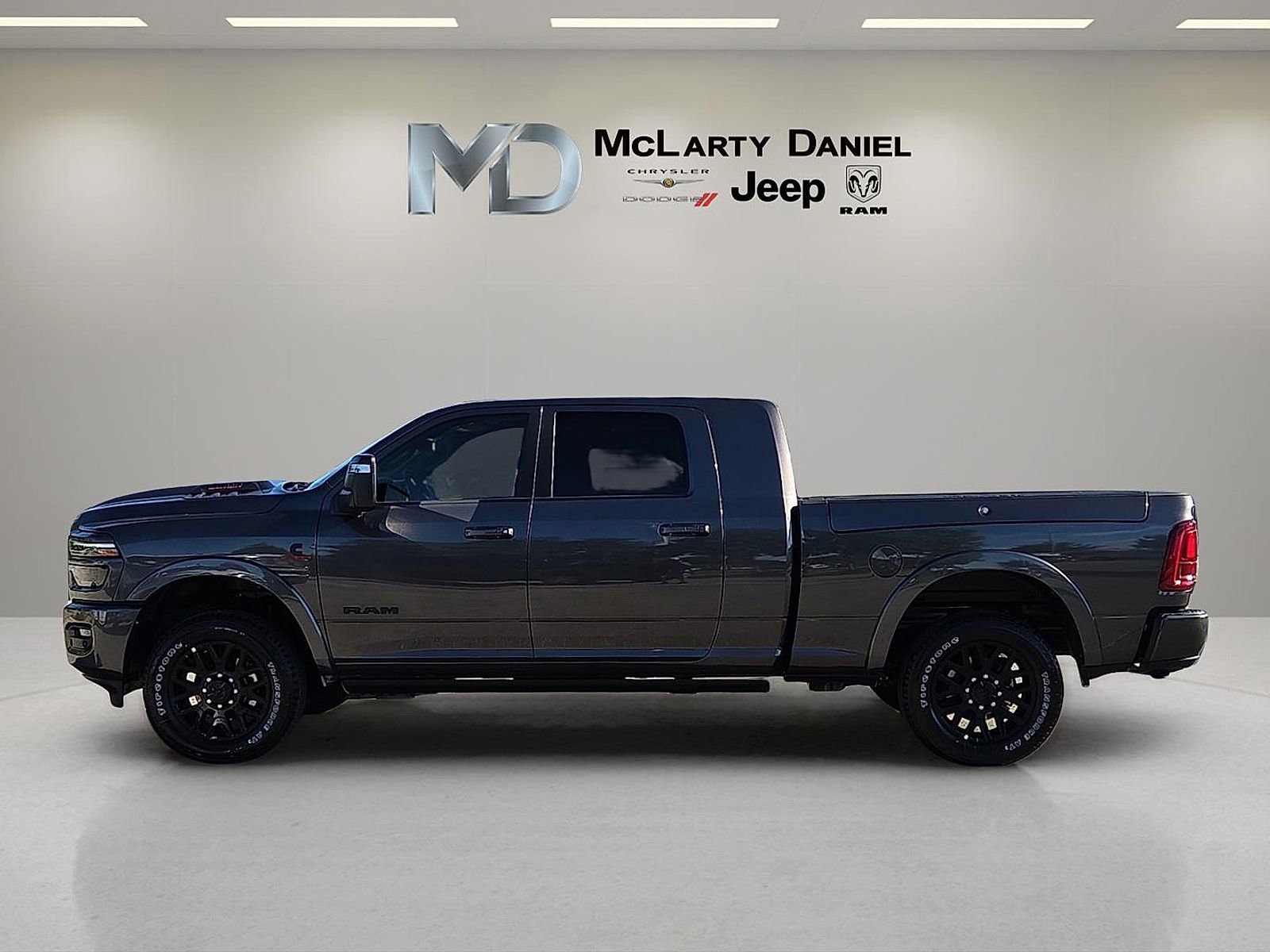 New 2026 RAM 2500 Limited image 3