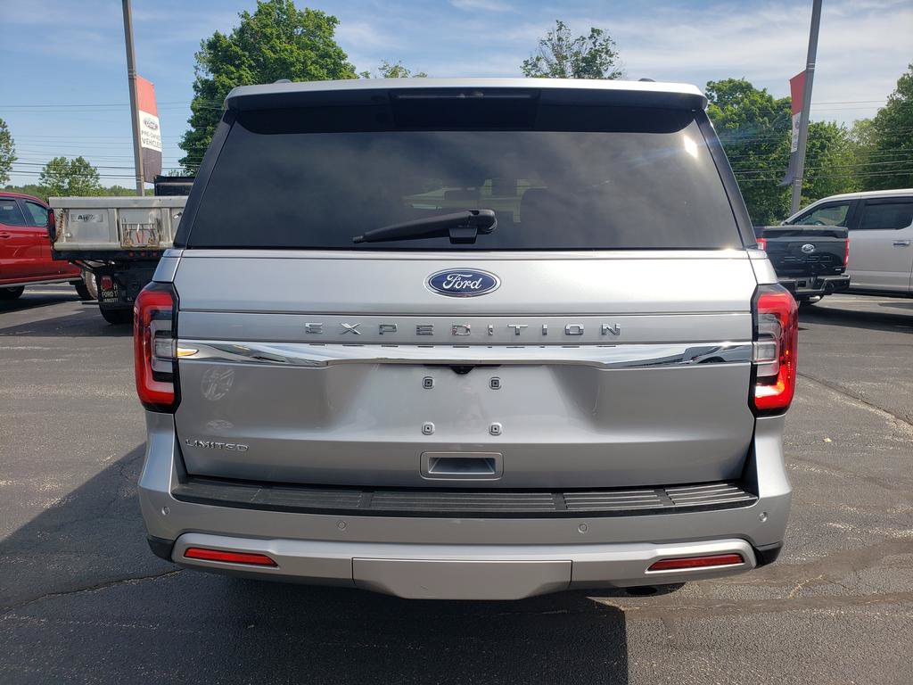 Used 2022 Ford Expedition Limited AWD/4WD image 4