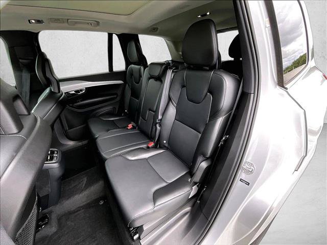 Used 2021 Volvo XC90 T5 Momentum w/ Protection Package Premier FWD image 28