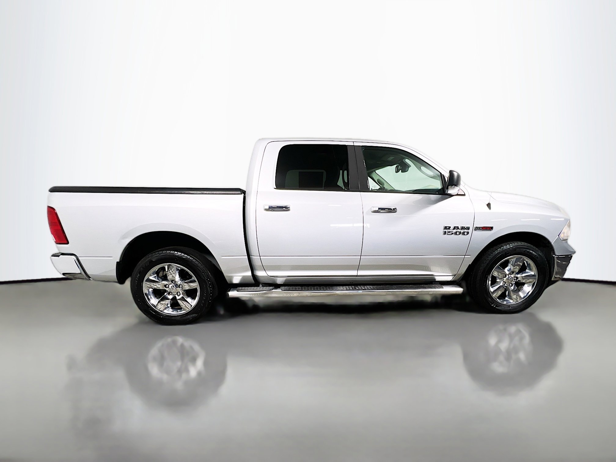 Used 2015 RAM 1500 Lone Star image 3