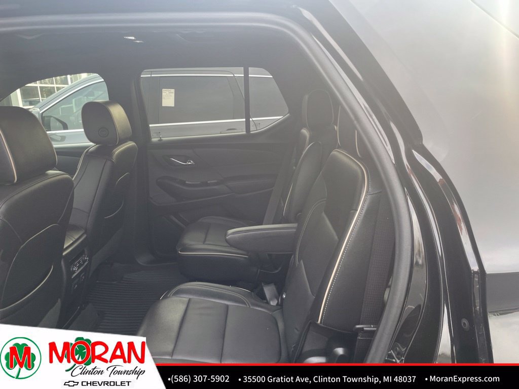 Used 2023 Chevrolet Traverse Premier AWD/4WD image 13
