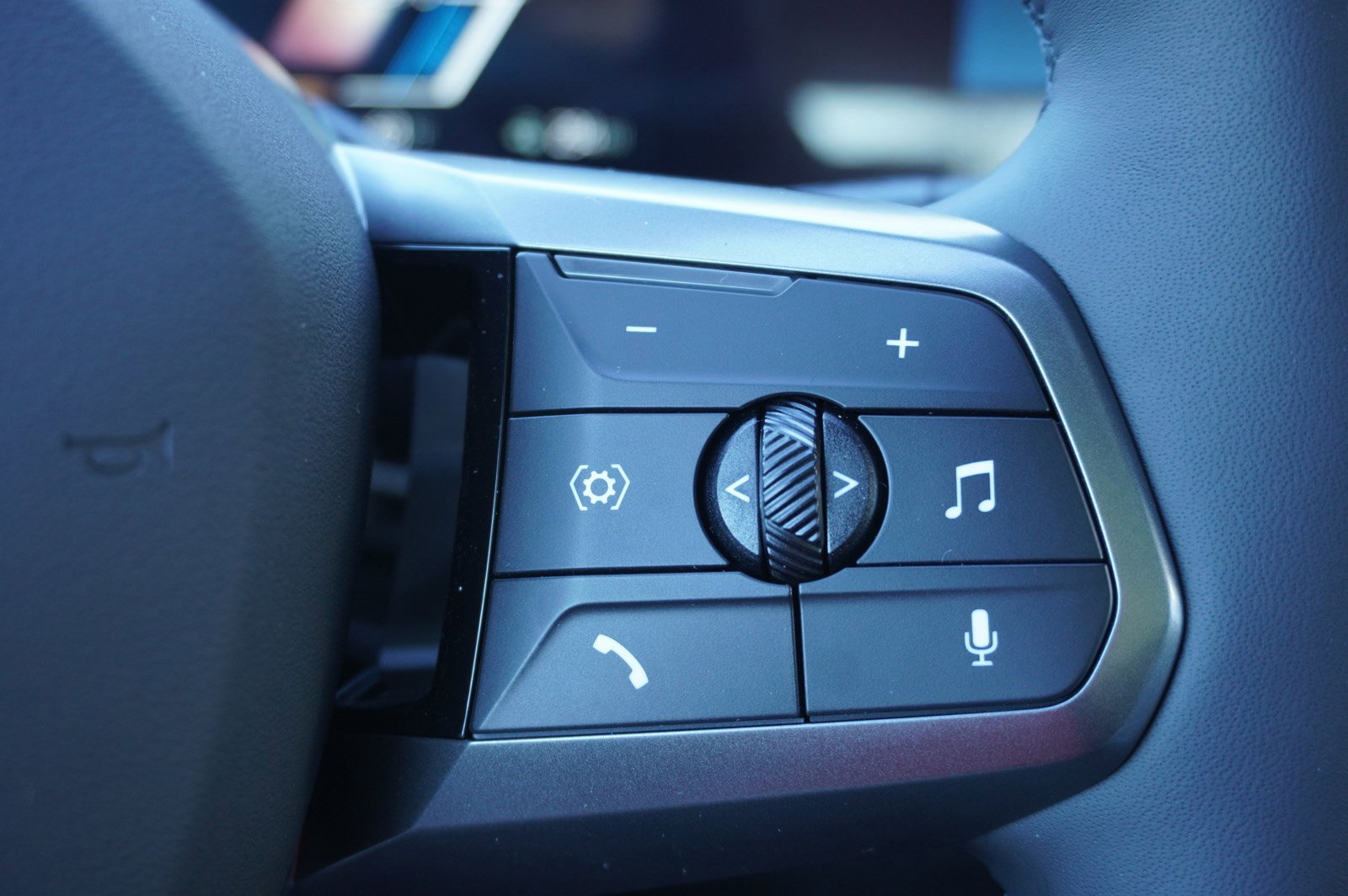 New 2025 BMW iX xDrive50 image 14