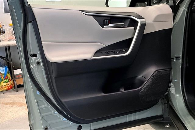 Used 2019 Toyota RAV4 XLE w/ Convenience Package image 20