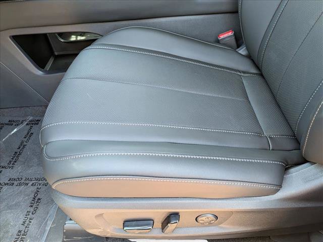 New 2027 INFINITI QX60 Luxe w/ Cargo Package FWD image 4