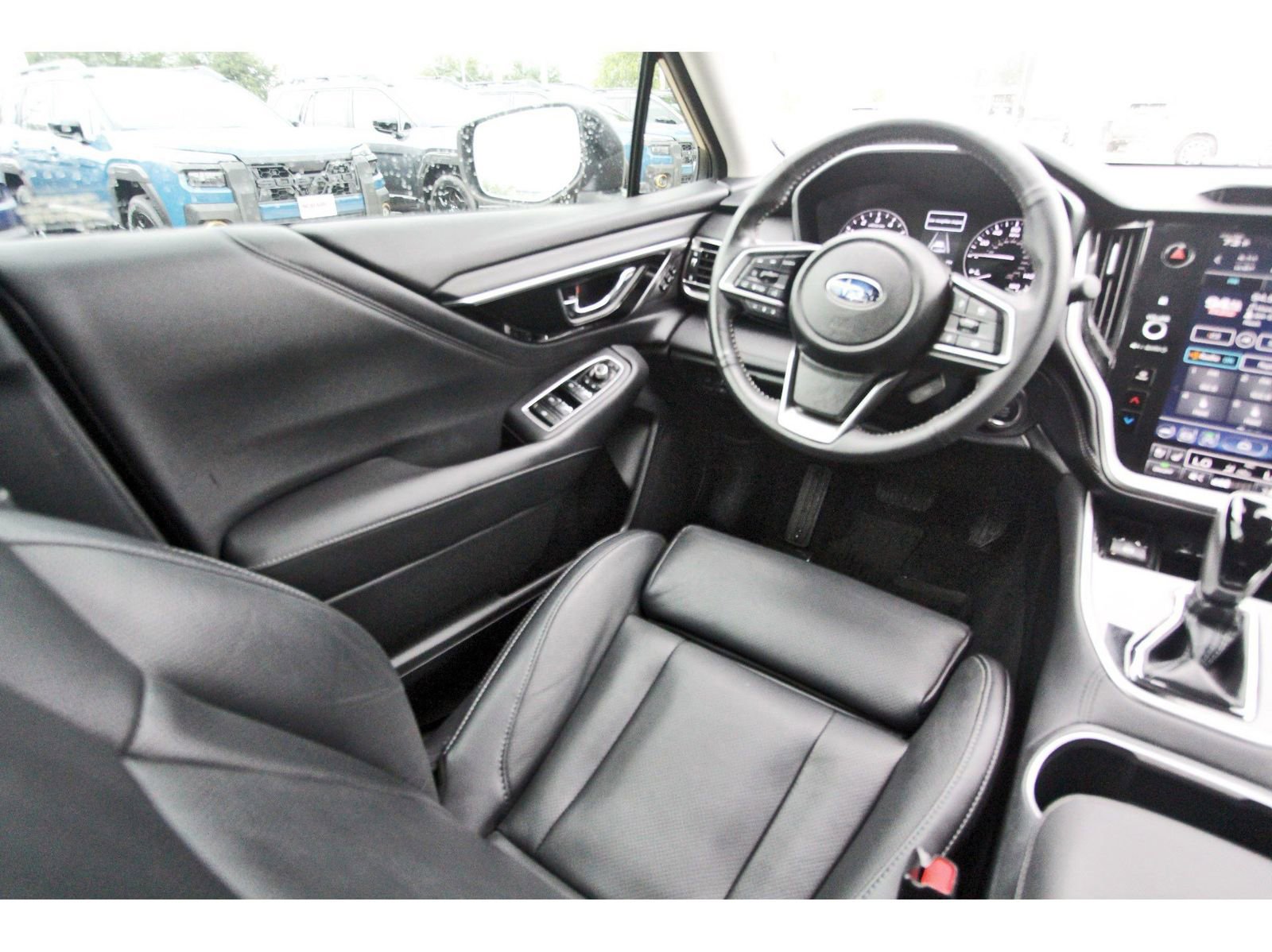 Used 2025 Subaru Outback Touring XT AWD/4WD image 8
