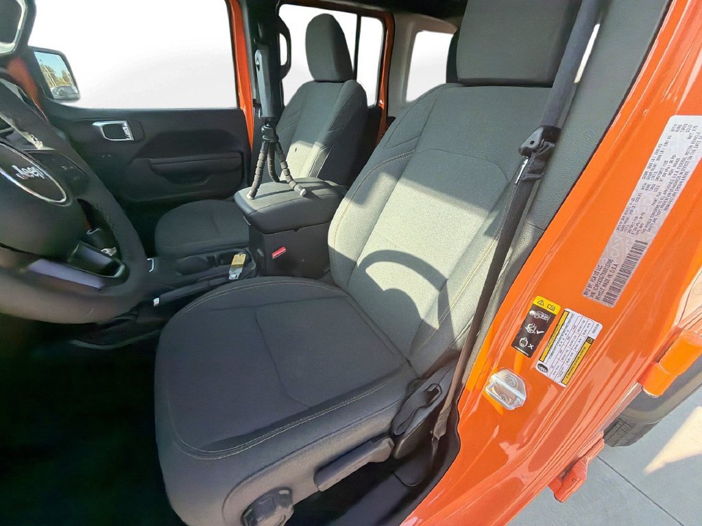 Certified 2025 Jeep Wrangler Unlimited Sport AWD/4WD image 9