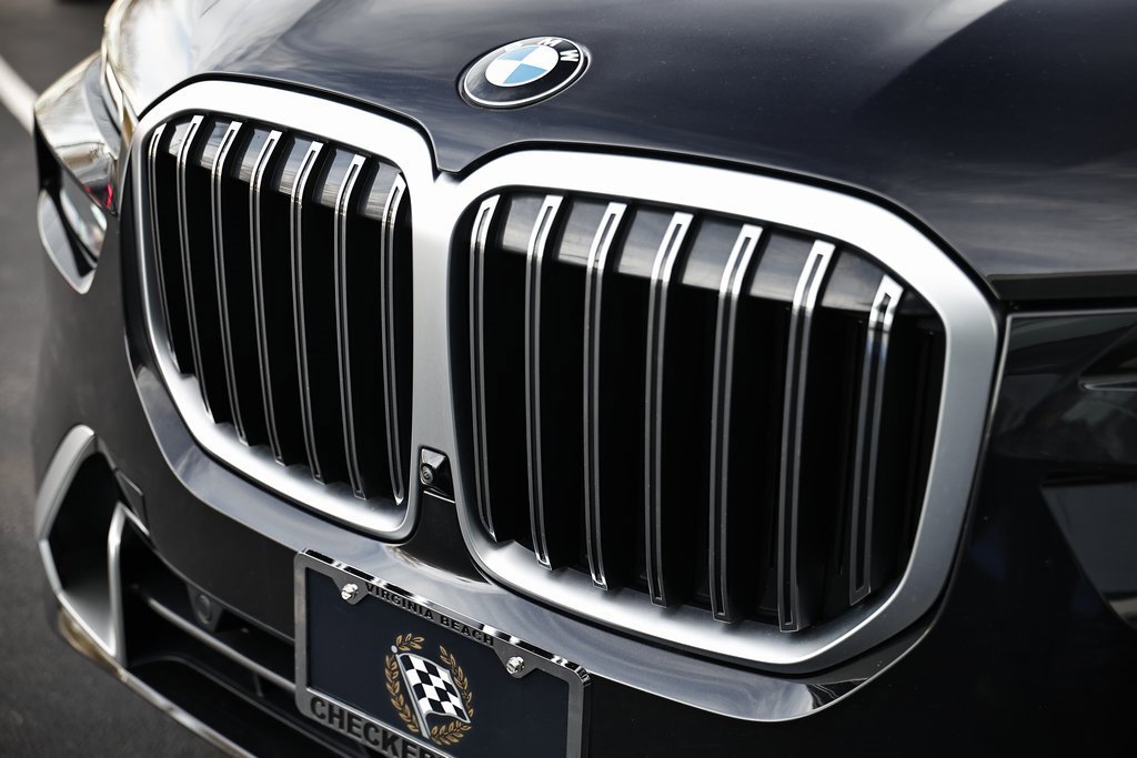 Used 2023 BMW X7 xDrive40i image 13