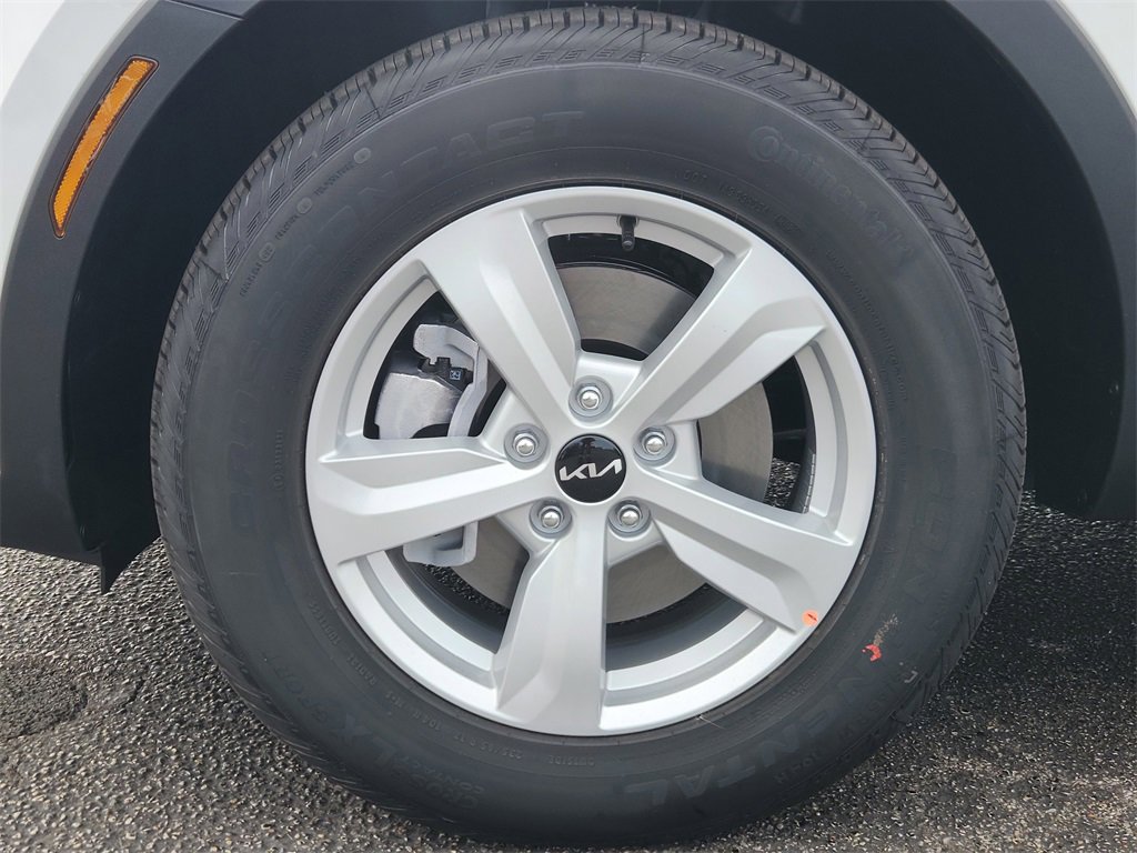 New 2026 Kia Sorento LX image 7