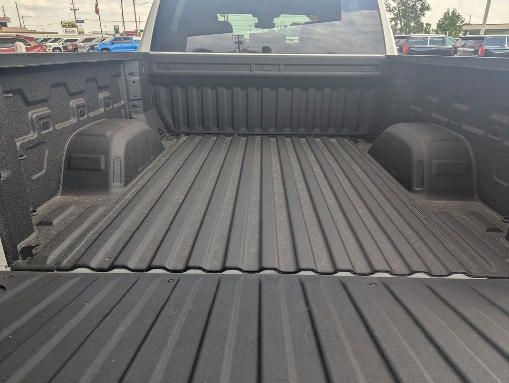 Used 2025 Chevrolet Silverado 1500 Custom w/ Rally Edition AWD/4WD image 11