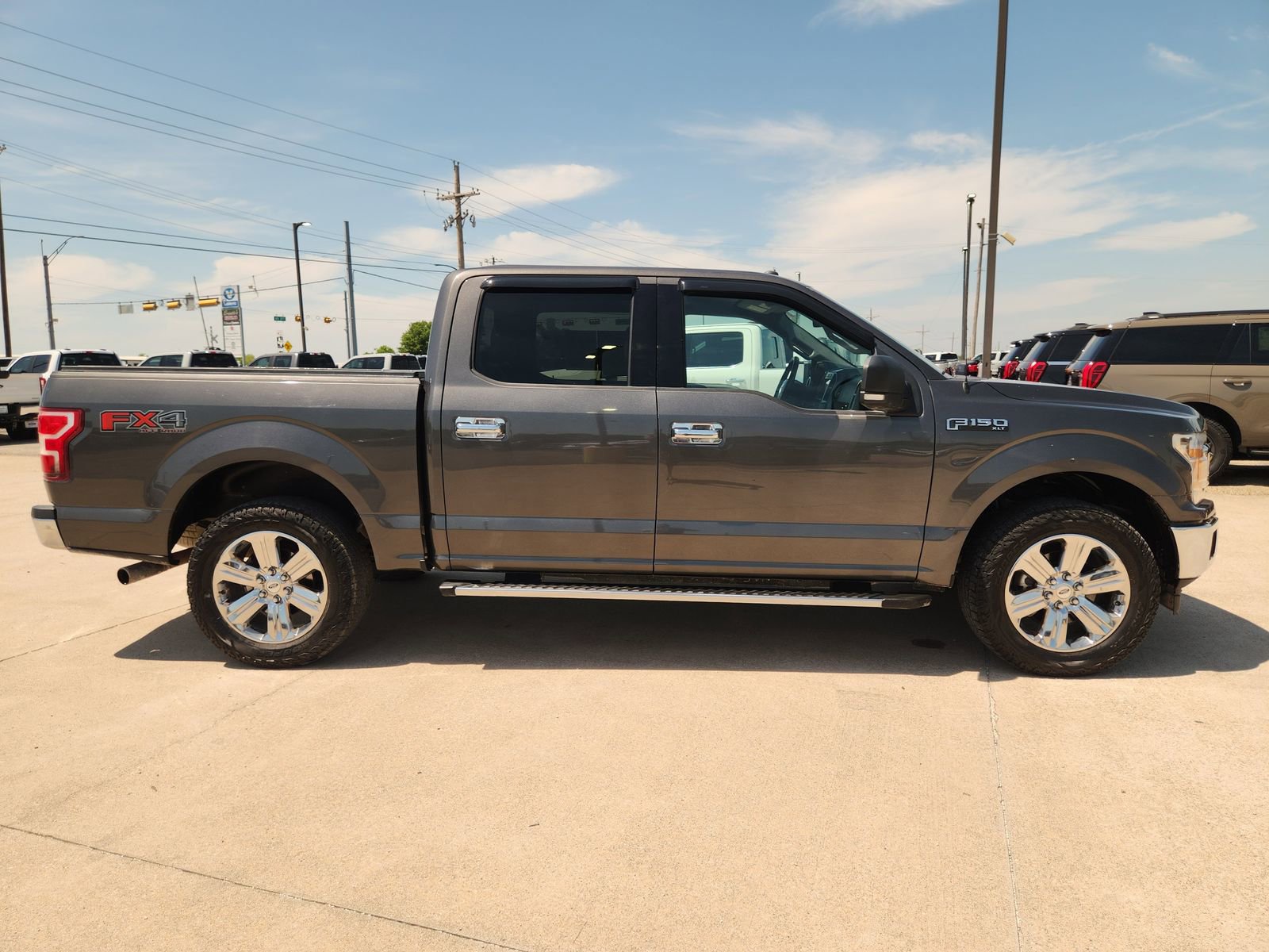 Used 2018 Ford F150 XLT w/ Equipment Group 302A Luxury AWD/4WD image 7