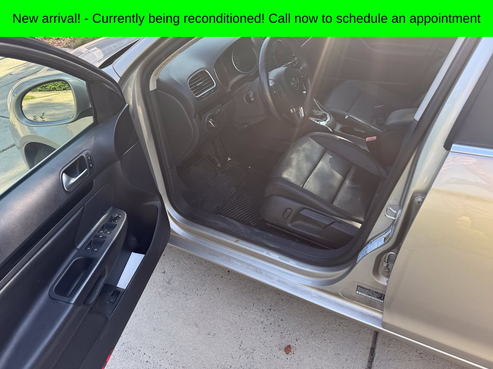 Used 2013 Volkswagen Jetta SportWagen FWD image 18