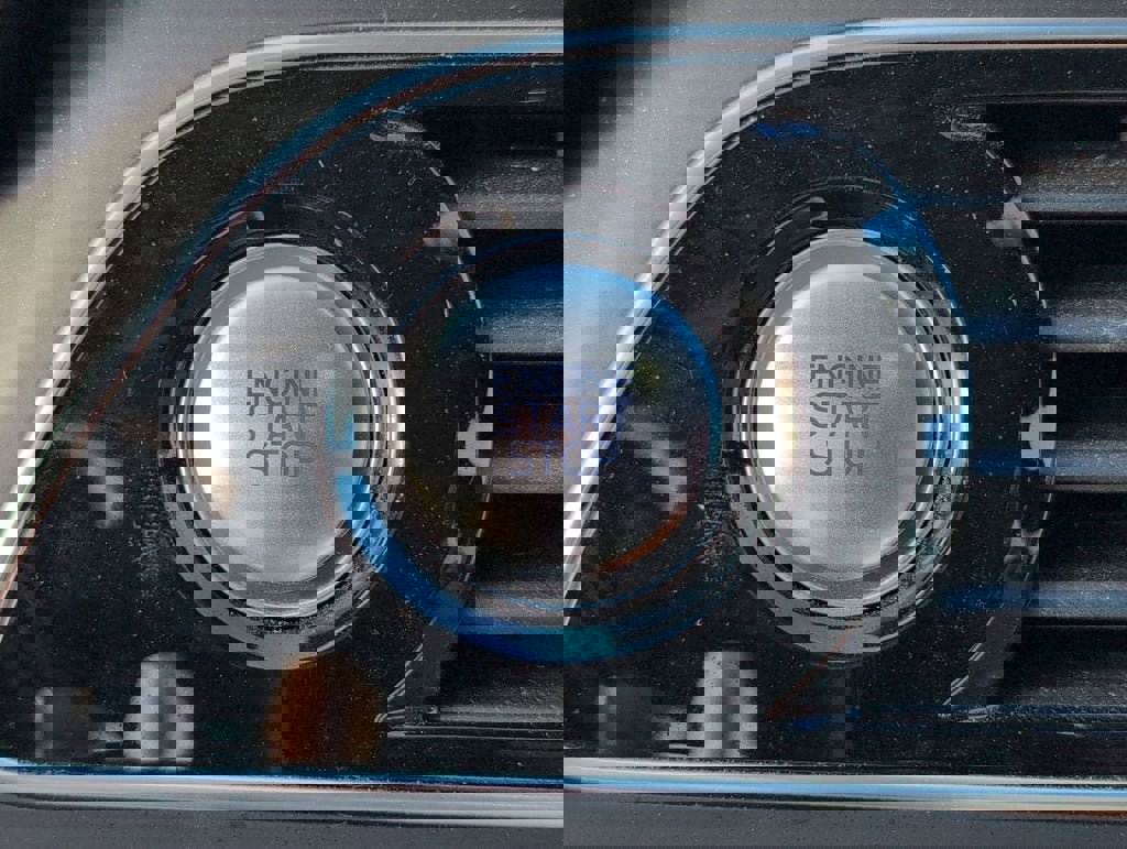 Used 2022 Genesis G70 3.3T image 23