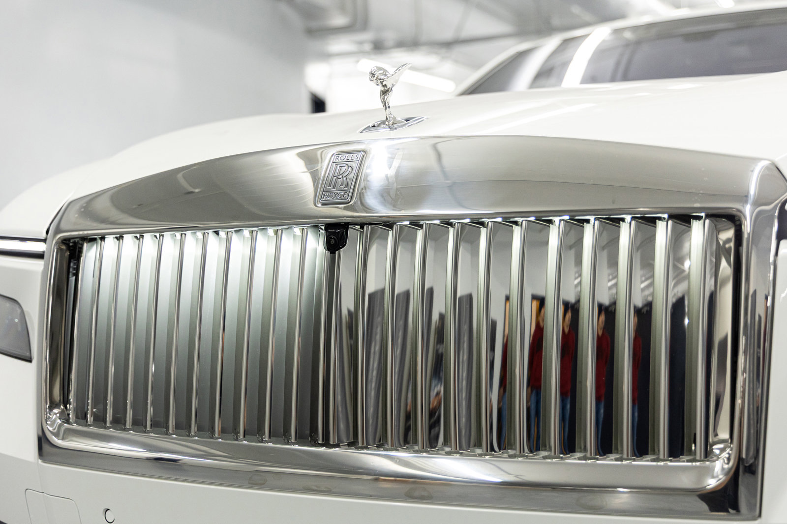 New 2026 Rolls-Royce Spectre image 8