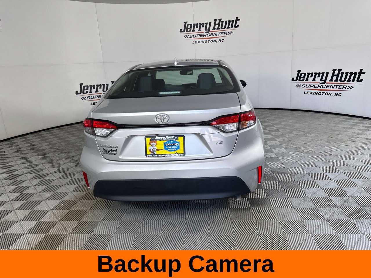 Used 2025 Toyota Corolla LE w/ Convenience Package FWD image 7