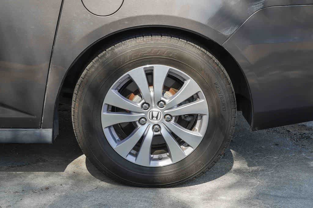 Used 2016 Honda Odyssey SE image 11