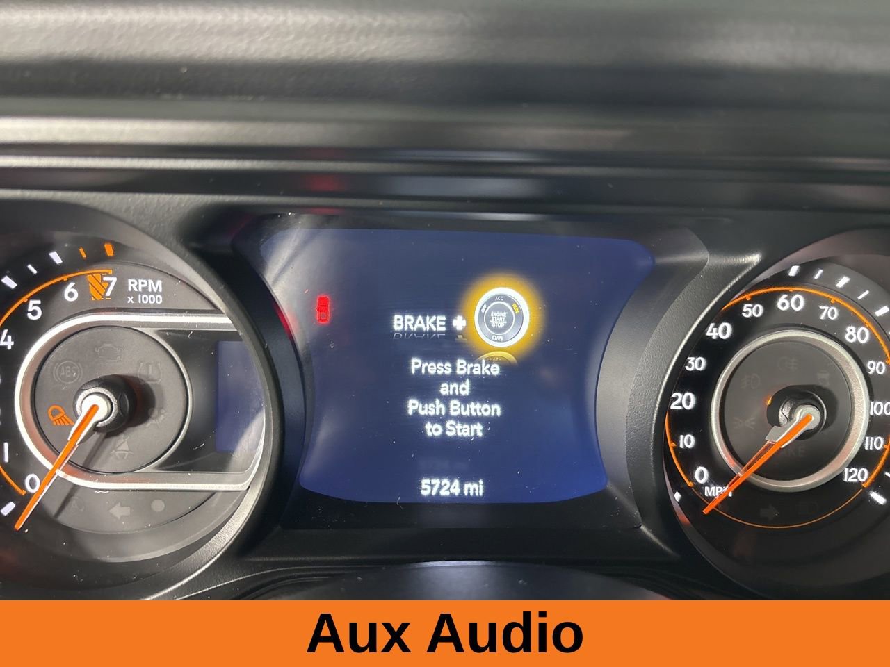 Used 2024 Jeep Gladiator Rubicon w/ Convenience Group AWD/4WD image 12