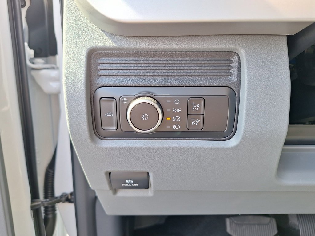 New 2026 Ford F250 XL image 6