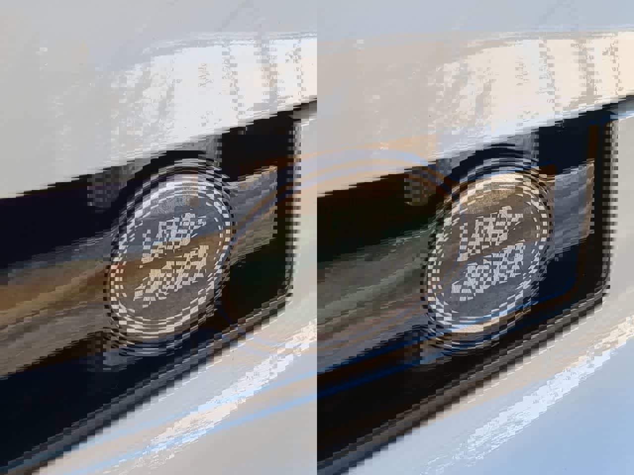 Used 2022 Land Rover Defender 110 S image 12