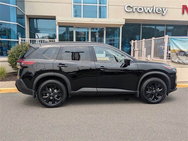 Certified 2023 Nissan Rogue SV w/ SV Premium Package image 1