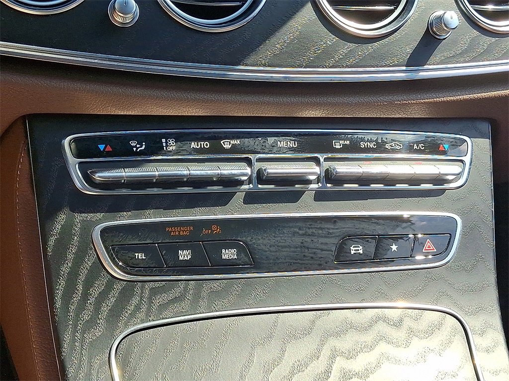 Certified 2022 Mercedes-Benz E 350 4MATIC Sedan image 16