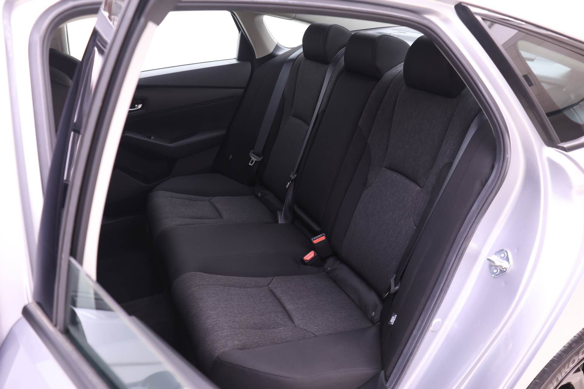 Certified 2025 Honda Accord SE image 10