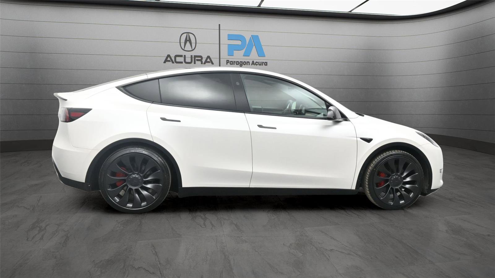 Used 2025 Tesla Model Y Performance image 24