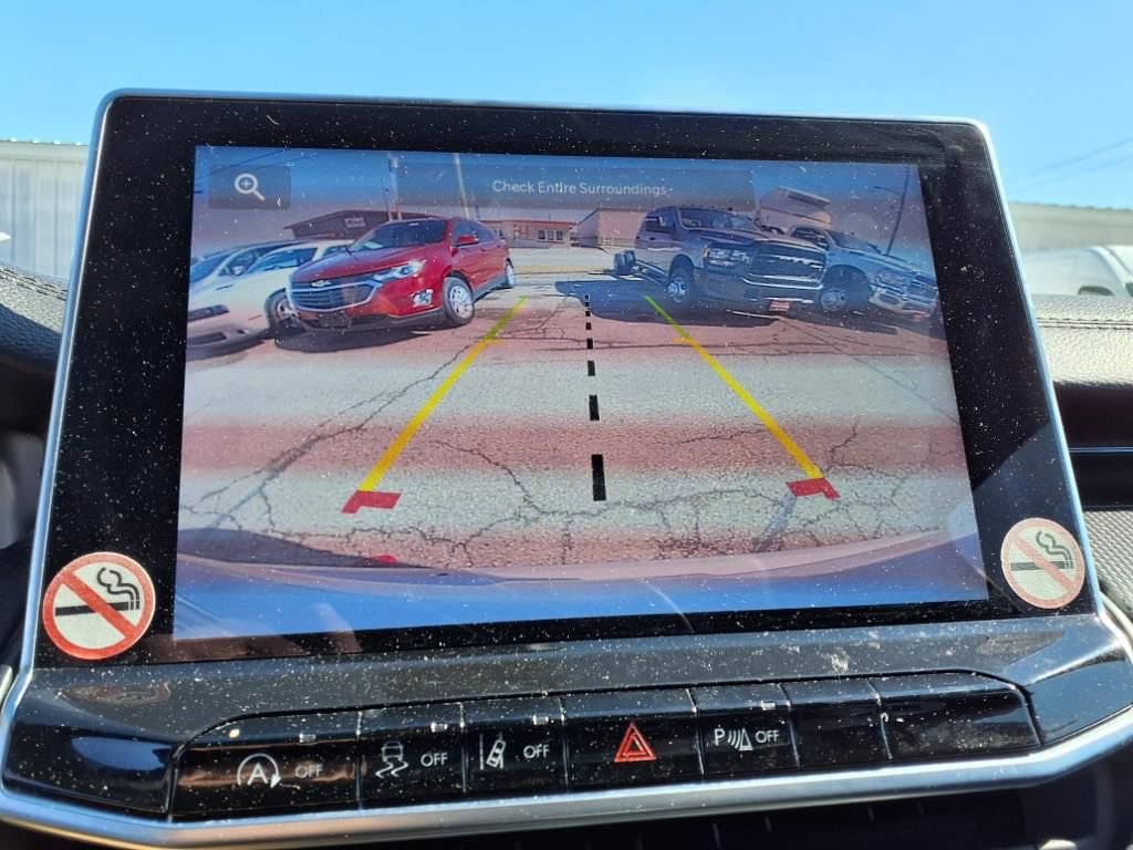 Used 2023 Jeep Compass Trailhawk image 9