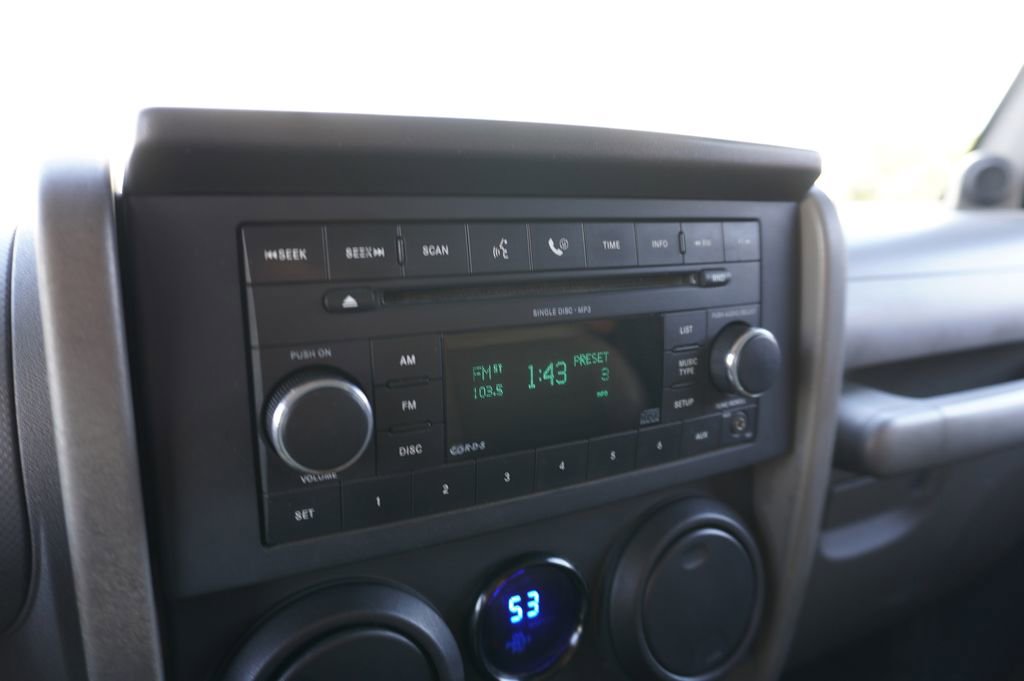 Used 2008 Jeep Wrangler X AWD/4WD image 16