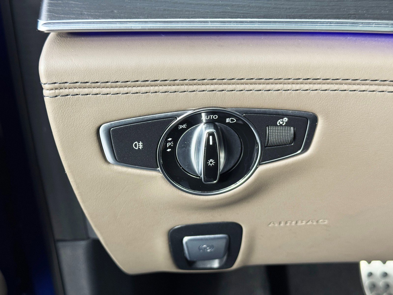 Used 2022 Mercedes-Benz AMG GT 43 image 19