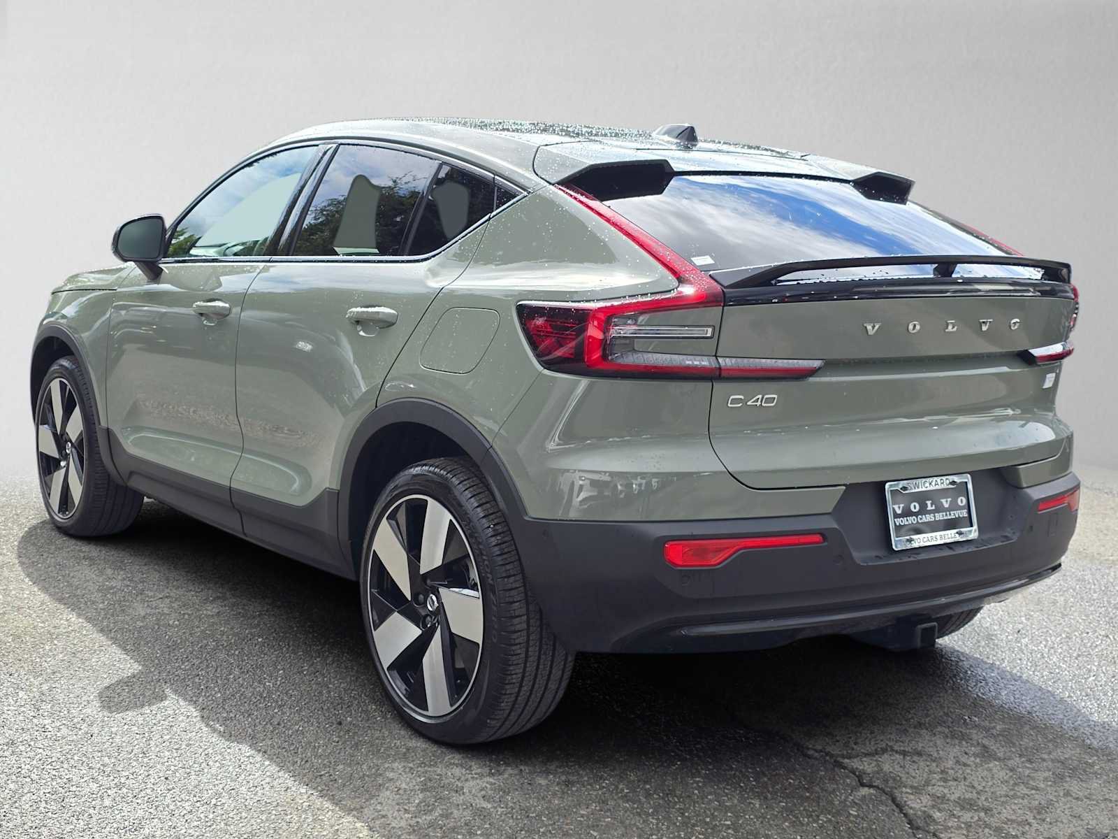 Certified 2023 Volvo C40 P8 Recharge Ultimate w/ Protection Package Premier AWD/4WD image 6