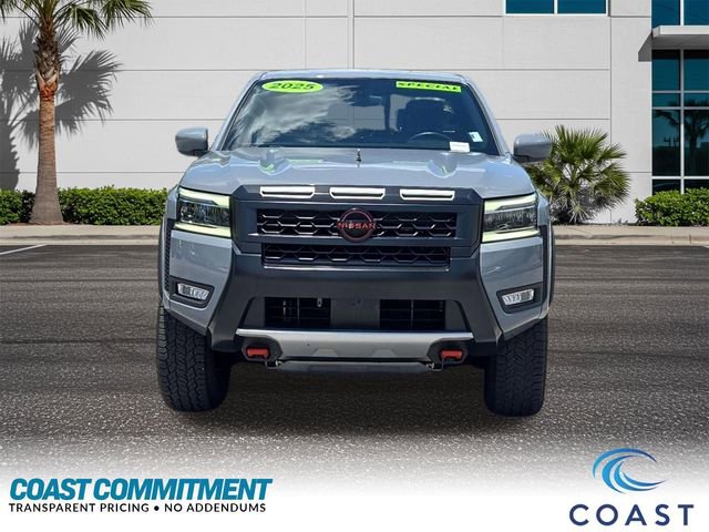 Used 2025 Nissan Frontier PRO-4X AWD/4WD image 2