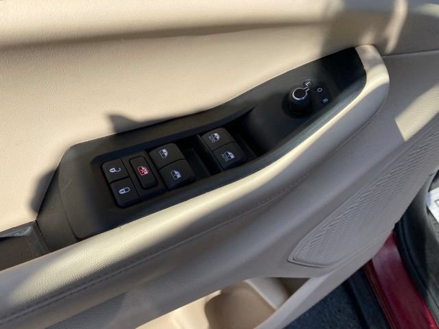 Used 2023 Jeep Grand Cherokee Limited w/ Luxury Tech Group II AWD/4WD image 23