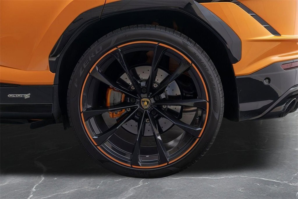 Used 2024 Lamborghini Urus S image 55