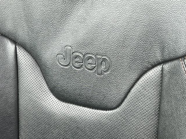 Used 2022 Jeep Compass Limited image 15