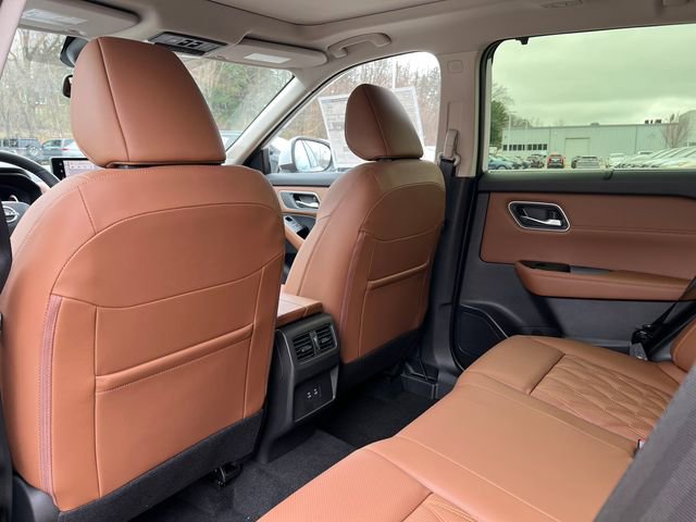 New 2026 Nissan Rogue Platinum image 33