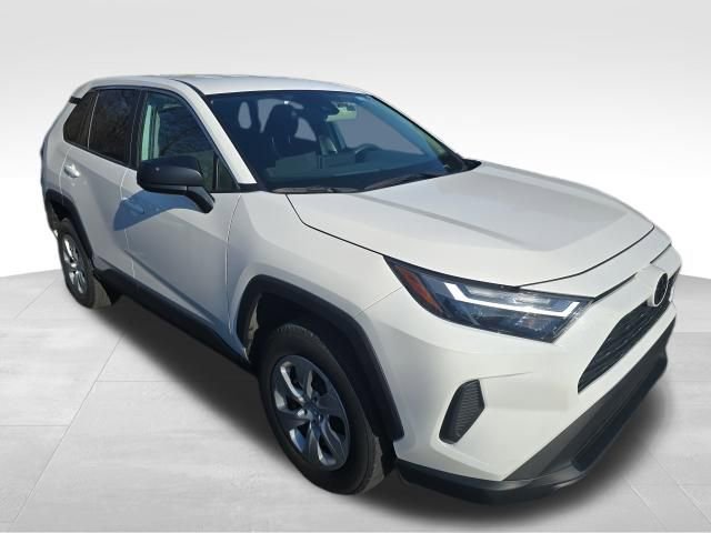 Used 2024 Toyota RAV4 LE image 5