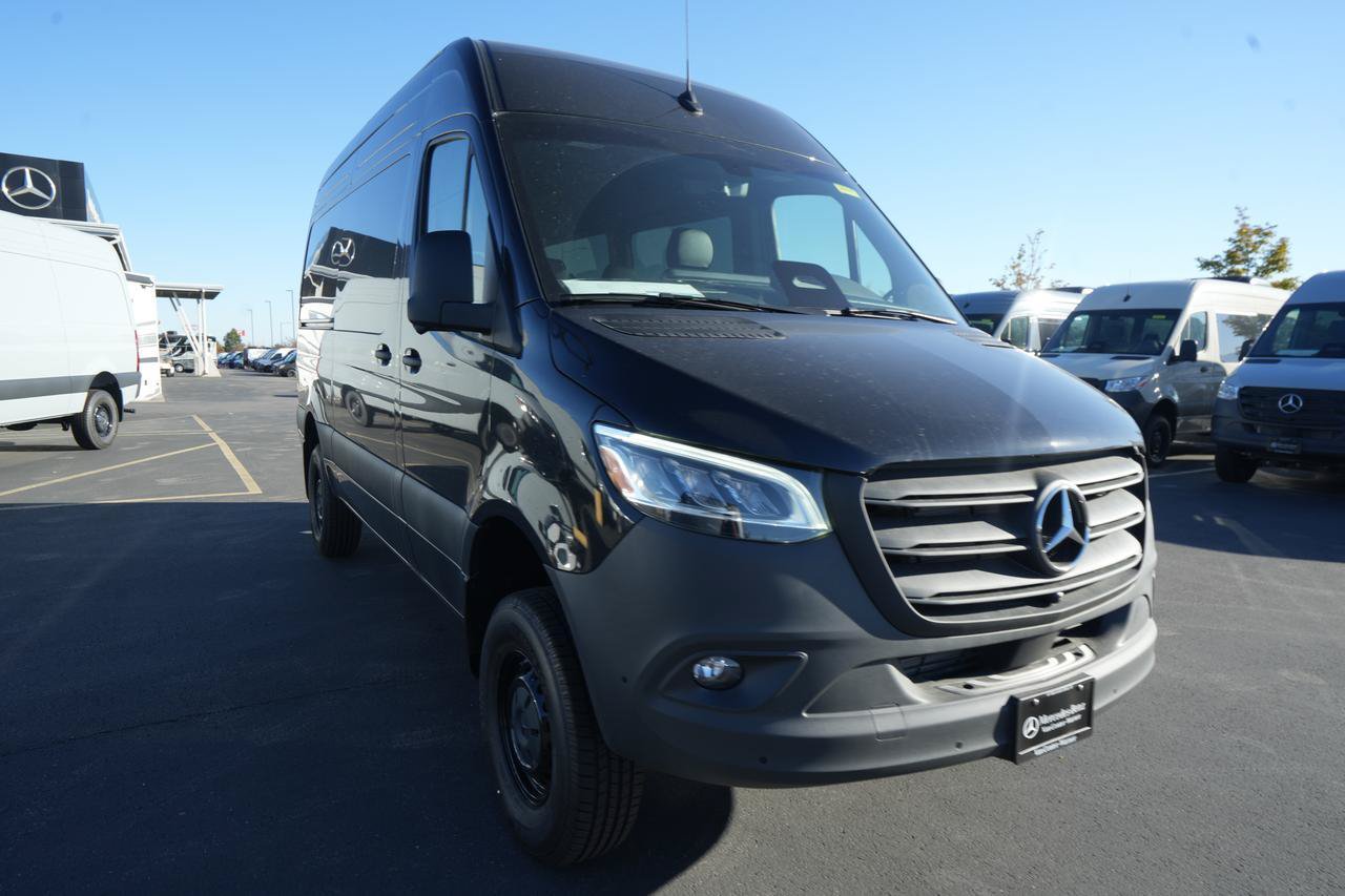 New 2026 Mercedes-Benz Sprinter 2500 image 3
