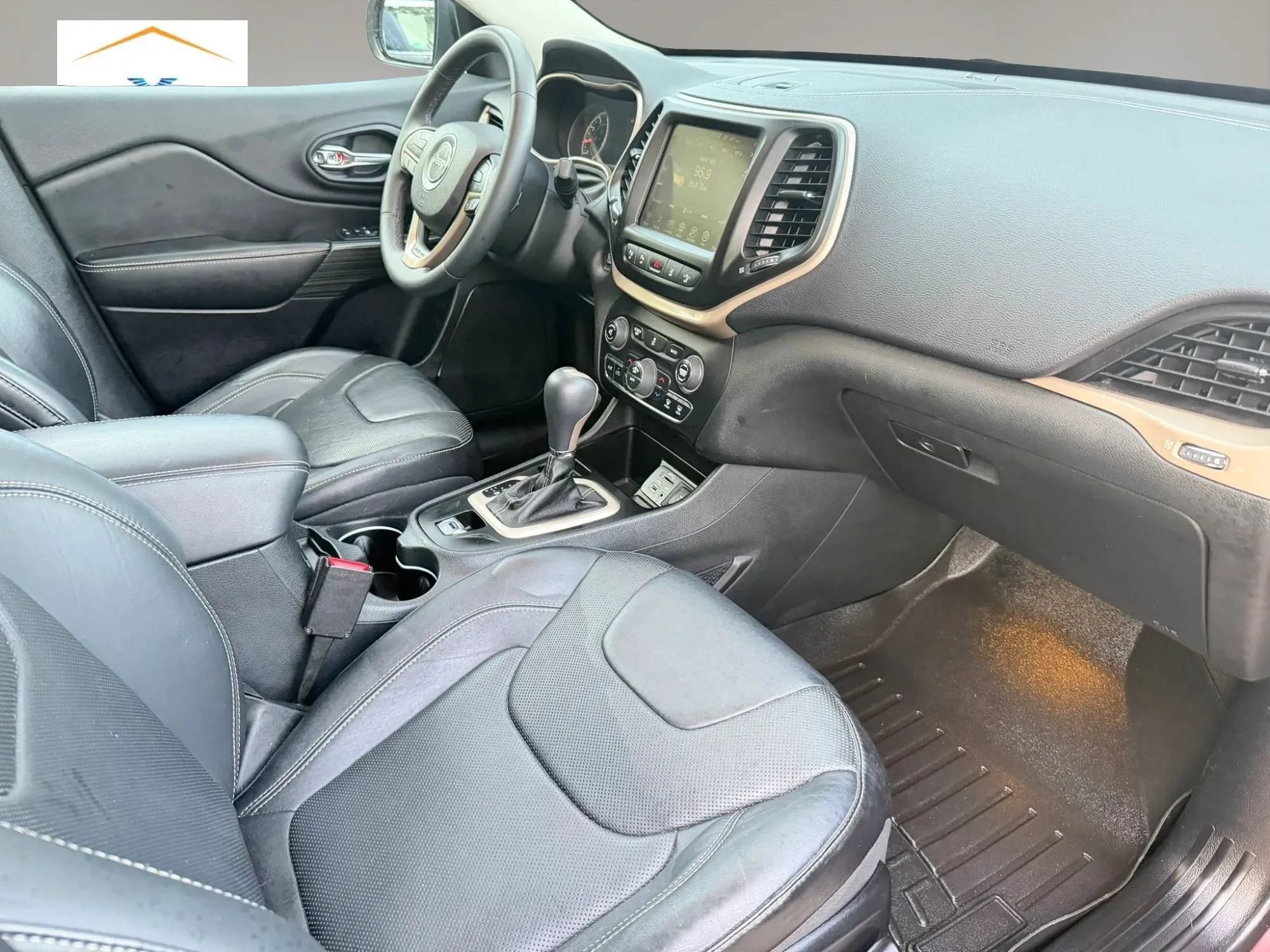 Used 2014 Jeep Cherokee Limited w/ Technology Group FWD image 19