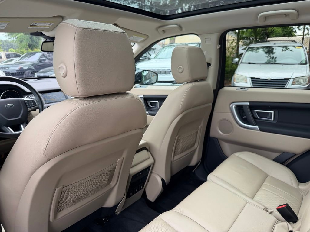 Used 2019 Land Rover Discovery Sport AWD/4WD image 22