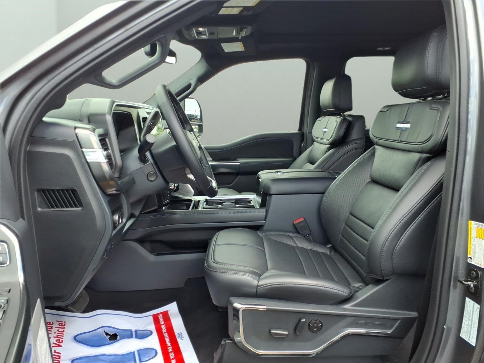 New 2026 Ford F450 Platinum w/ FX4 Off-Road Package AWD/4WD image 14