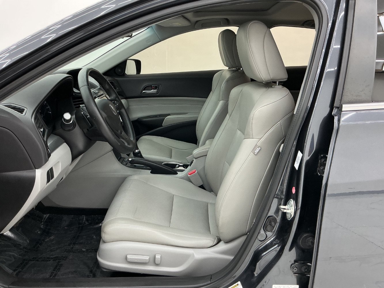 Used 2016 Acura ILX FWD image 14