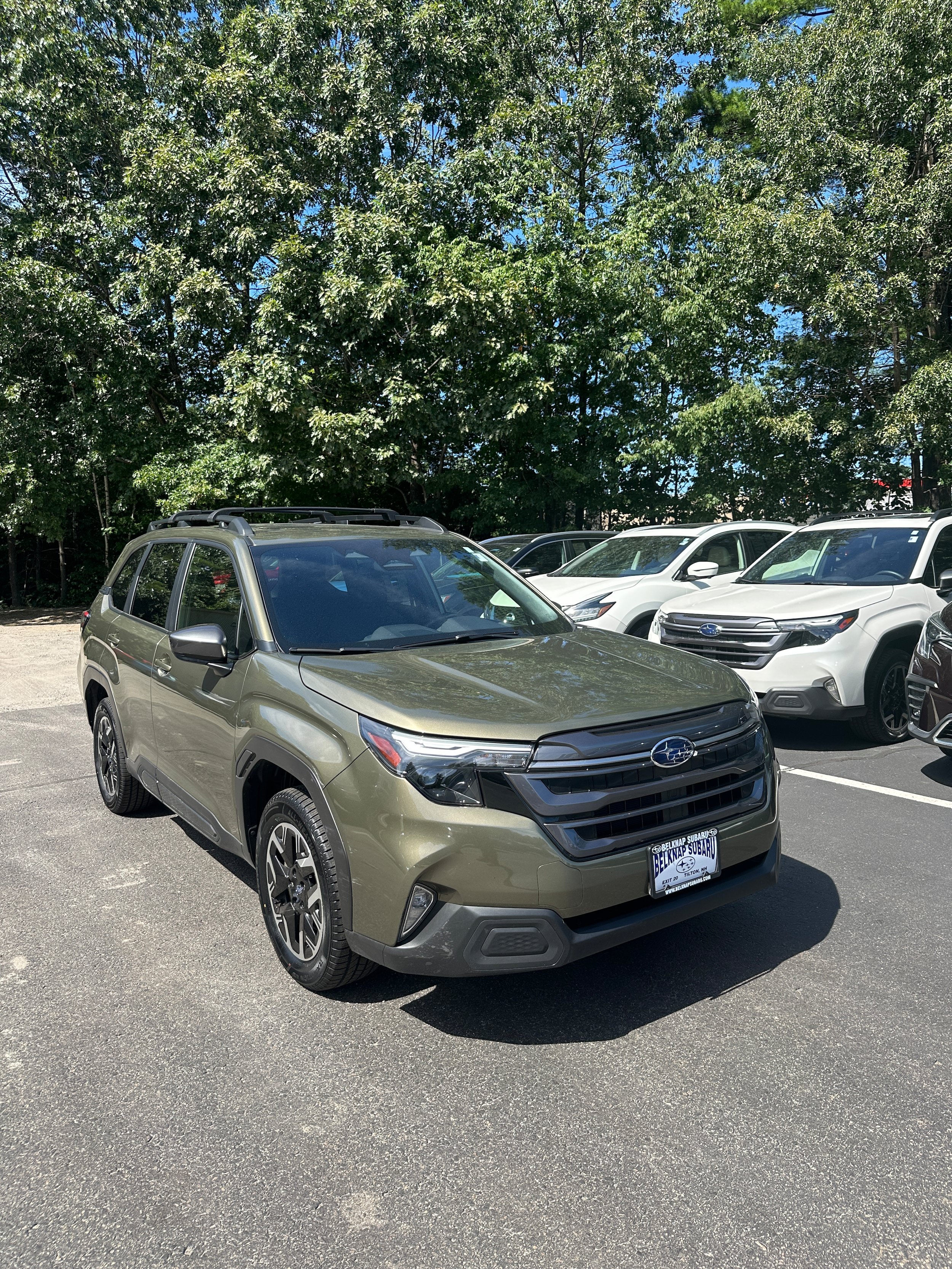Used 2025 Subaru Forester Premium AWD/4WD image 3