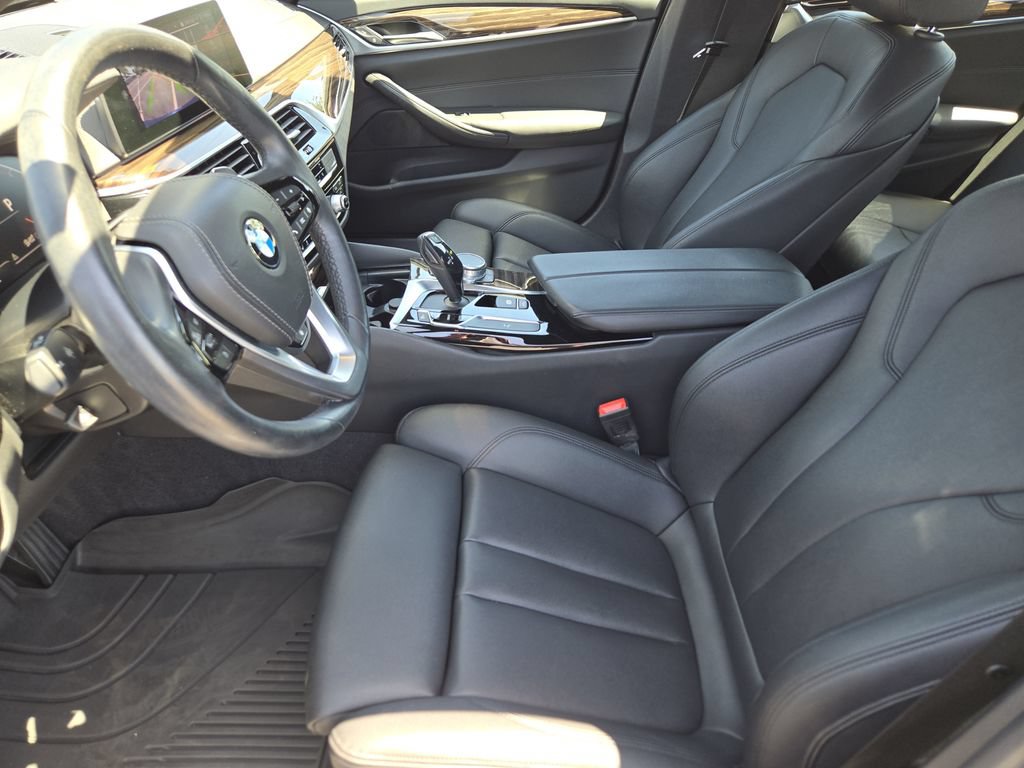Used 2020 BMW 530i xDrive w/ Convenience Package AWD/4WD image 13