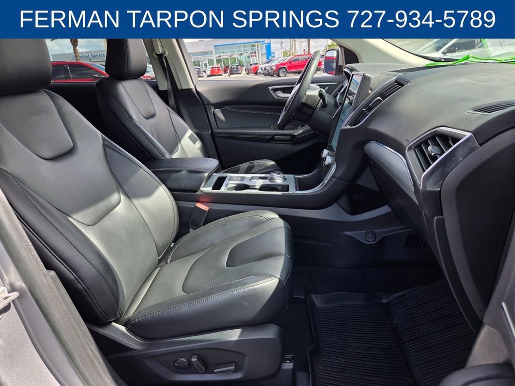 Used 2021 Ford Edge Titanium FWD image 21