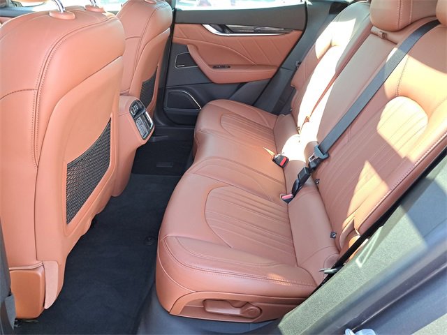 Used 2023 Maserati Levante GT image 12