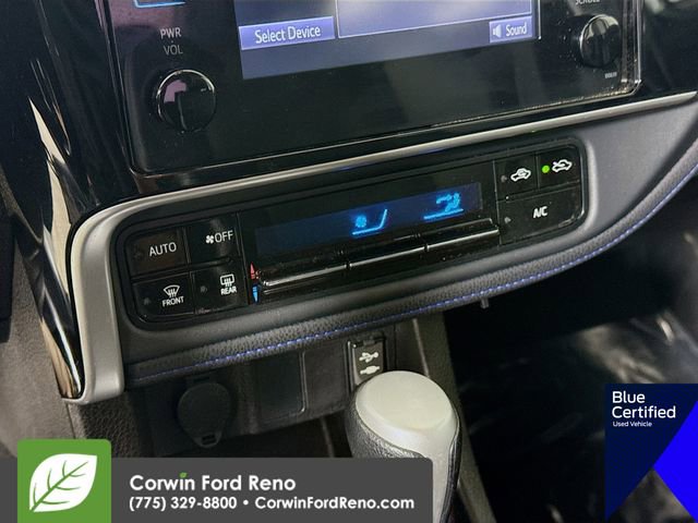 Used 2017 Toyota Corolla SE FWD image 18