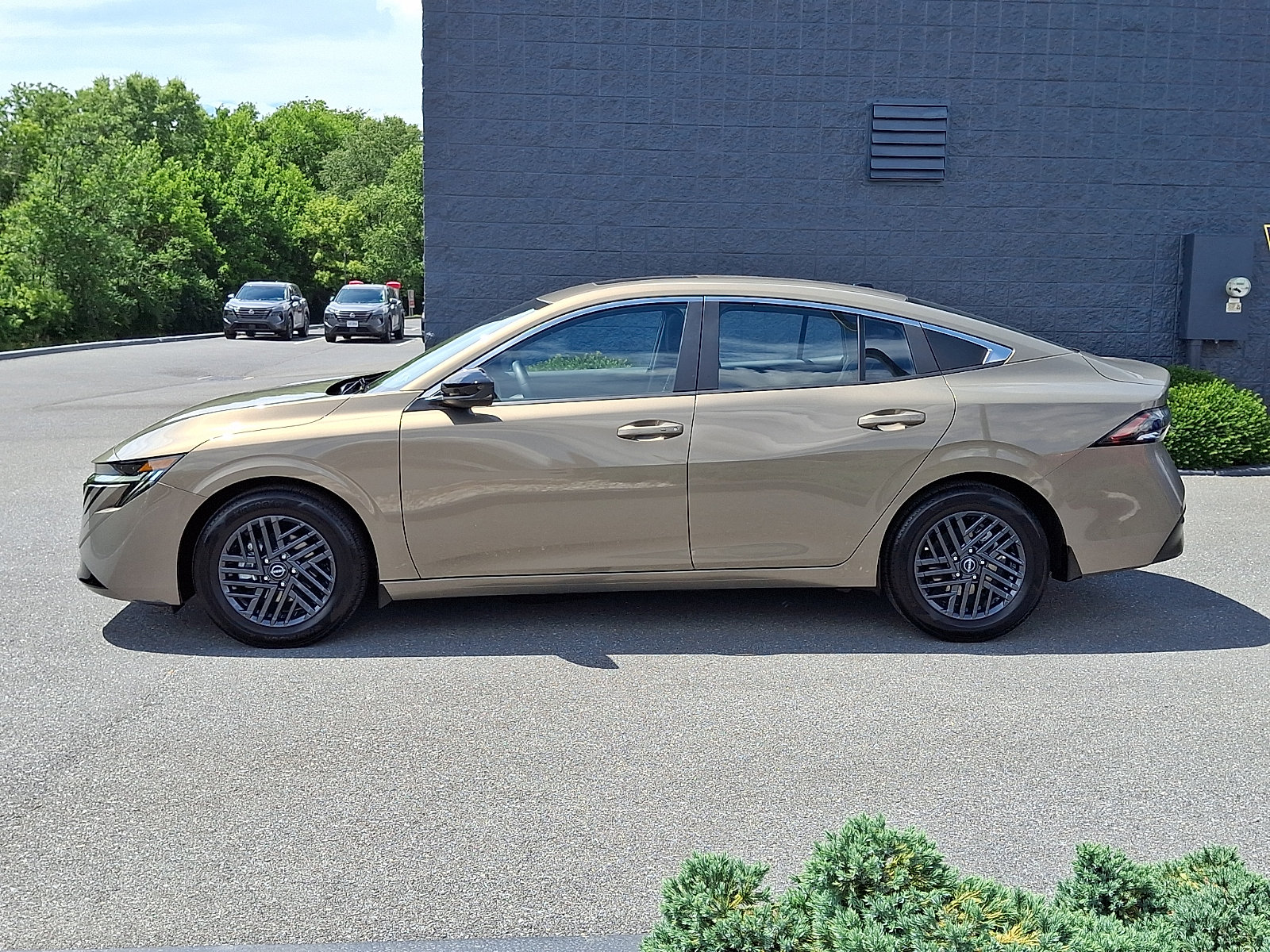 Certified 2026 Nissan Sentra SV w/ SV Convenience Package FWD image 5