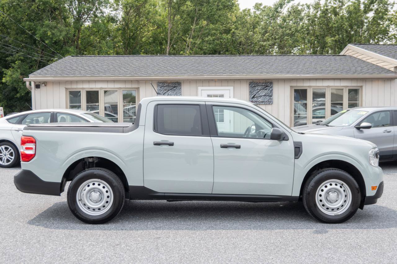 Used 2024 Ford Maverick XL w/ Equipment Group 100A Standard AWD/4WD image 13