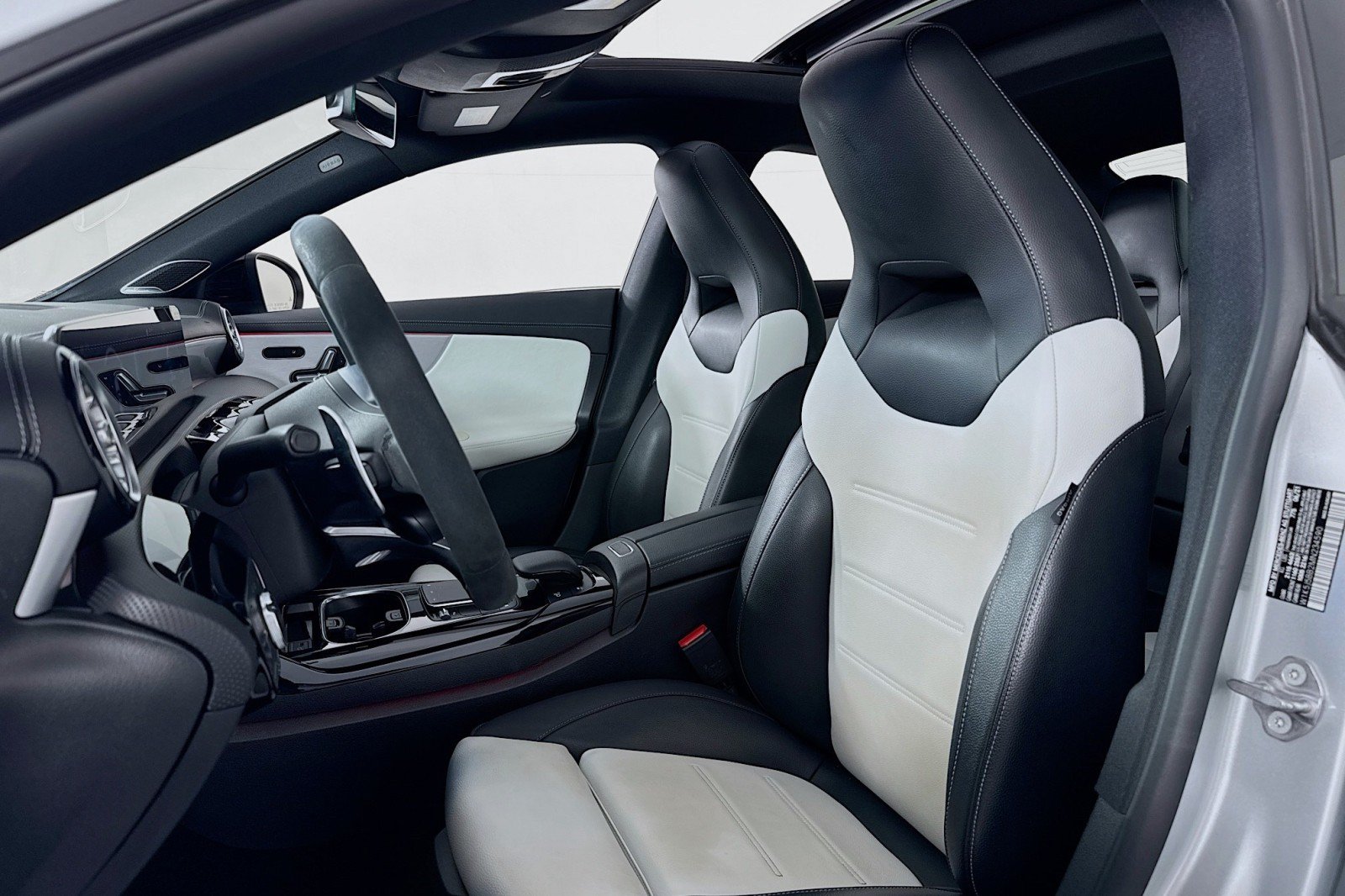 Certified 2021 Mercedes-Benz CLA 35 AMG 4MATIC image 18