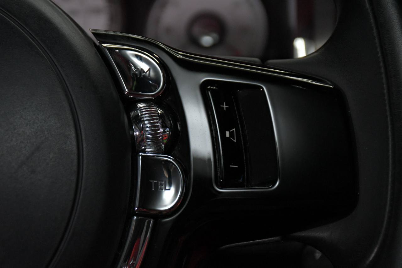 Used 2017 Rolls-Royce Wraith RWD image 22